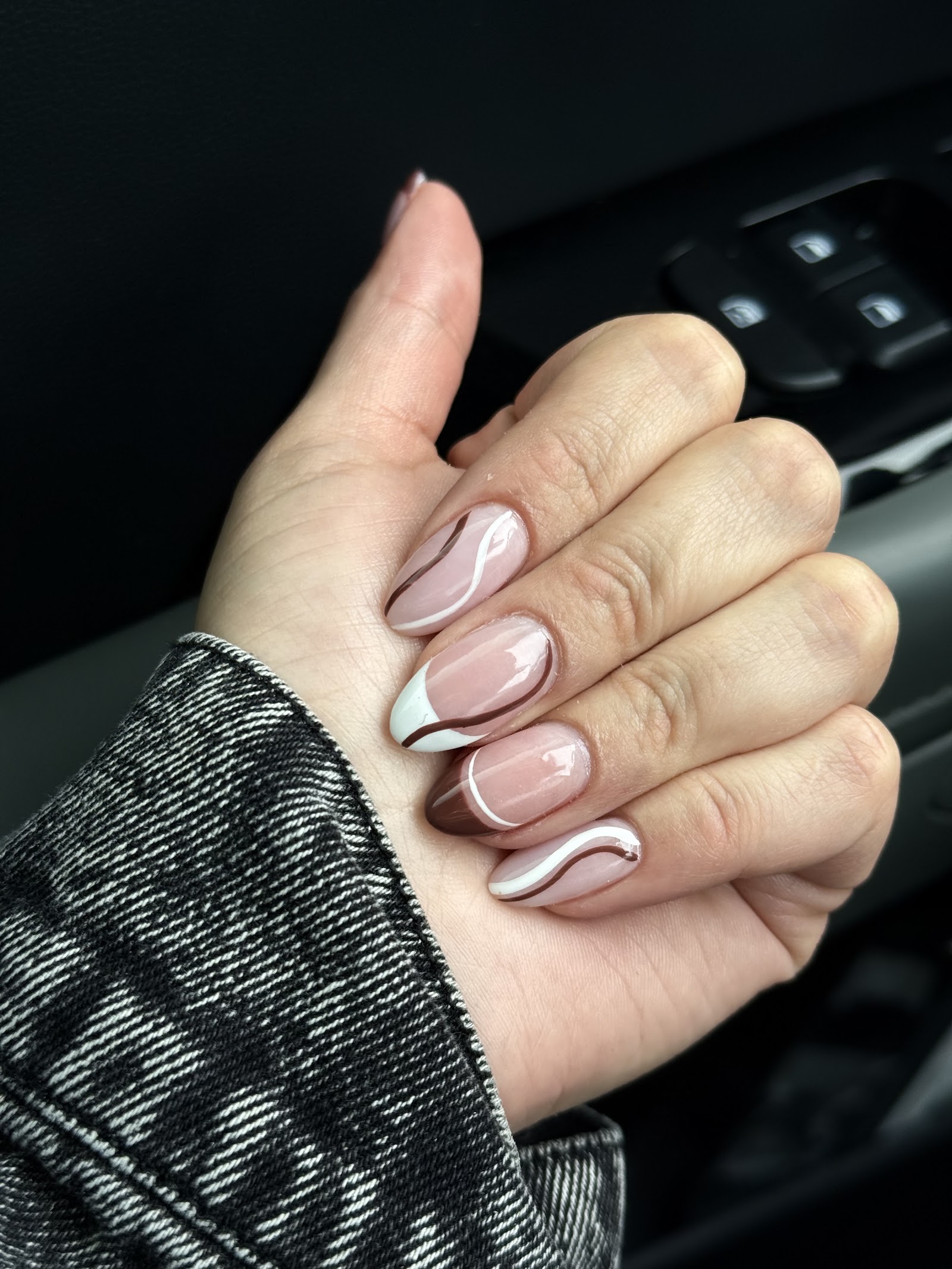 La Muse Beauty Bar nail work in Thornton, Colorado